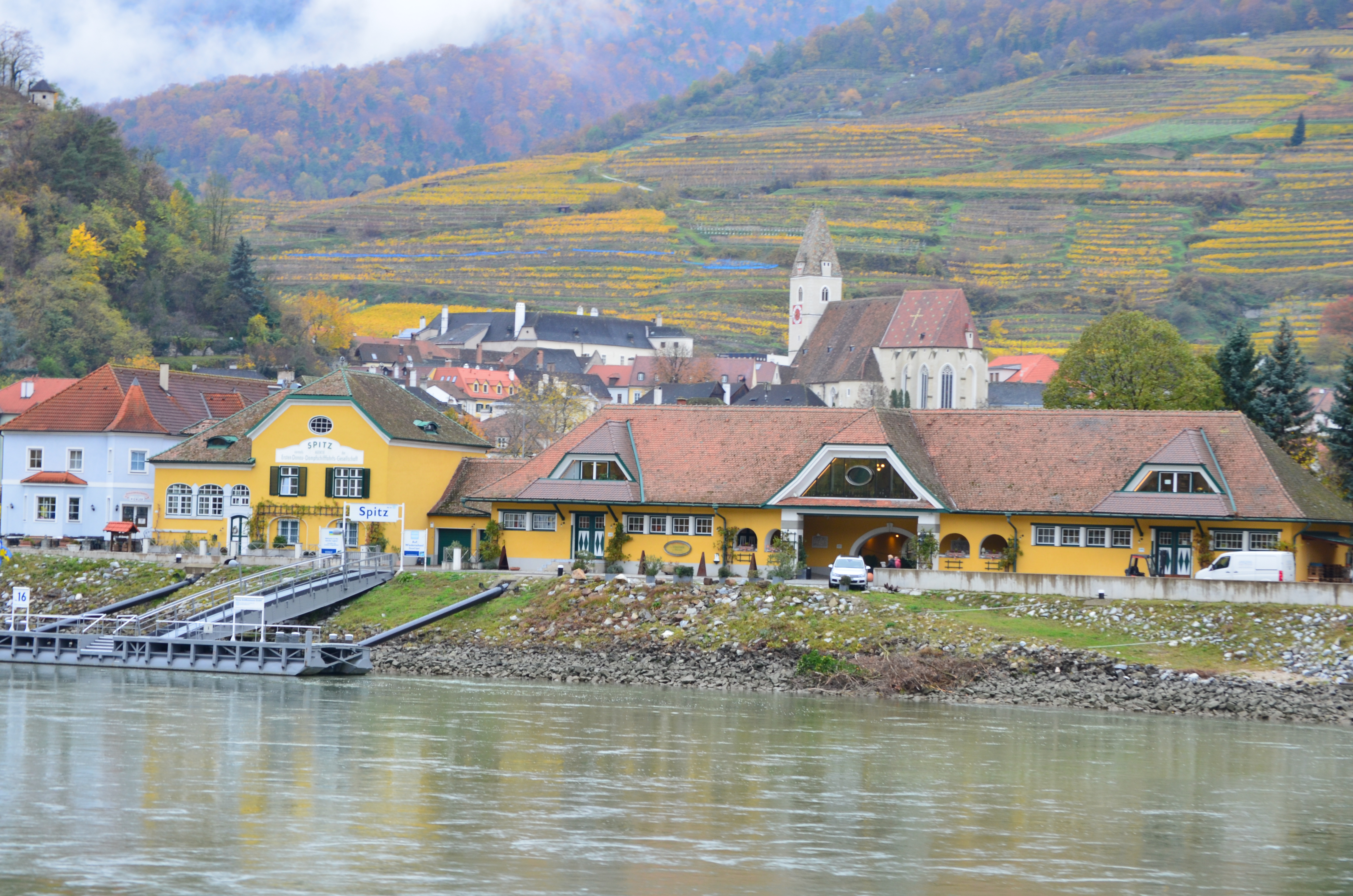 ./2017/19 - Viking Lif/03 - Melk, Austria/DSC_0858.JPG